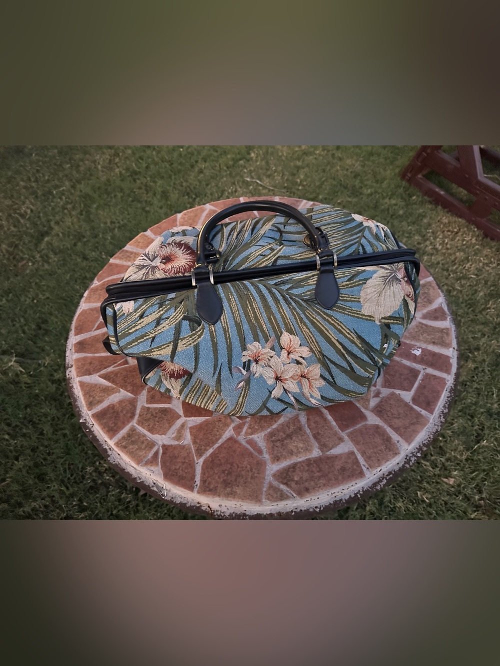 Gorgeous Bueno Tropical Floral Tapestry Weekender Travel Bag